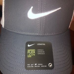Brand new Nike Golf Hat -